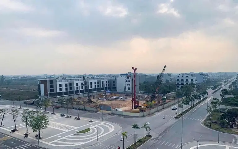 Quá trình thi công chung cư Luxora - Đảm bảo chất lượng và tiến độ bàn giao